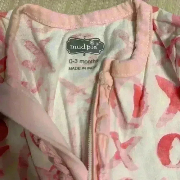 Mudpie xoxo onesie size 0-3 months - Picture 2 of 2